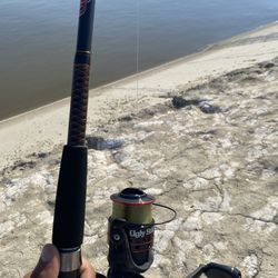 Gx2 ugly stick medium heavy 7’0ft