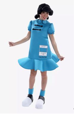 Peanuts Lucy costume