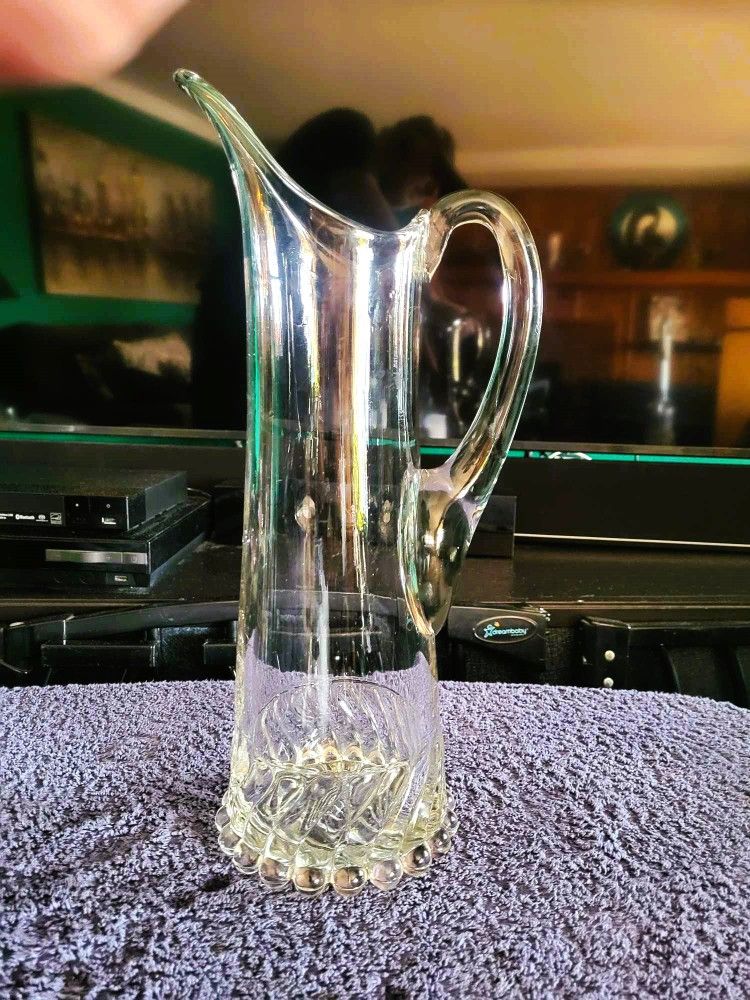 DATE (1(contact info removed)) BEAUTIFUL SWIRL AND BALL LIBERTY GLASS CO - HEAVY CLEAR GLASS FOOTED PITCHER BEAD