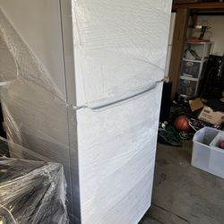 Fridge [FRIGIDAIRE]