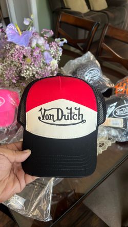 Von Dutch trucker hat