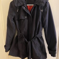 Tommy Hilfiguer Women  Medium Trench Coat Hidden Hood 