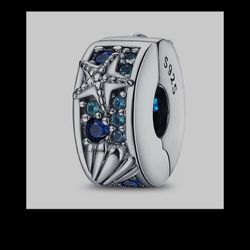 The Perfect Charm For Your Bracelet 8$