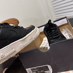 Used Air Force 1 Black And White