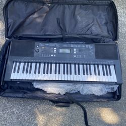 Yamaha Keyboard Piano