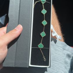 14kt Van cleef Bracelets 