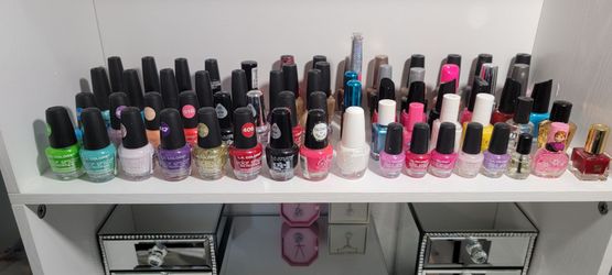 Nails polish "Everything x $40"
