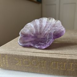 Small Fluorite Shell Trinket Dish ( see description ) firm on price 