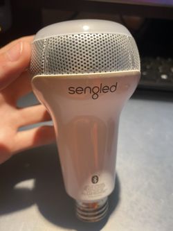 Bluetooth lightbulb/speaker