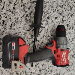Milwaukee Fuel/Brushless Hammedrill/Driver & Battery