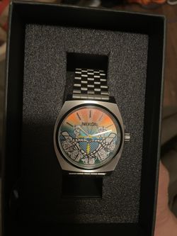 (NEW)NIXON O 211 1 GRATEFUL DEAD TIME TELLER ALL SILVER ,BEARS ,ROSES /OBO