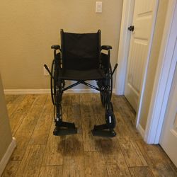 Drive Cruiser 3 Wheelchair 