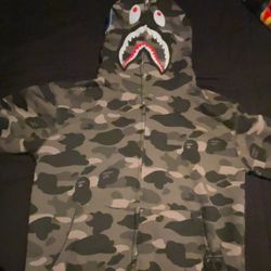 Bape Hoodie Size Large