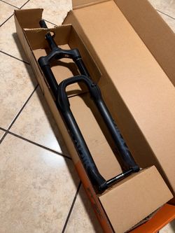 Rockshock lyrik fork 170mm 29”