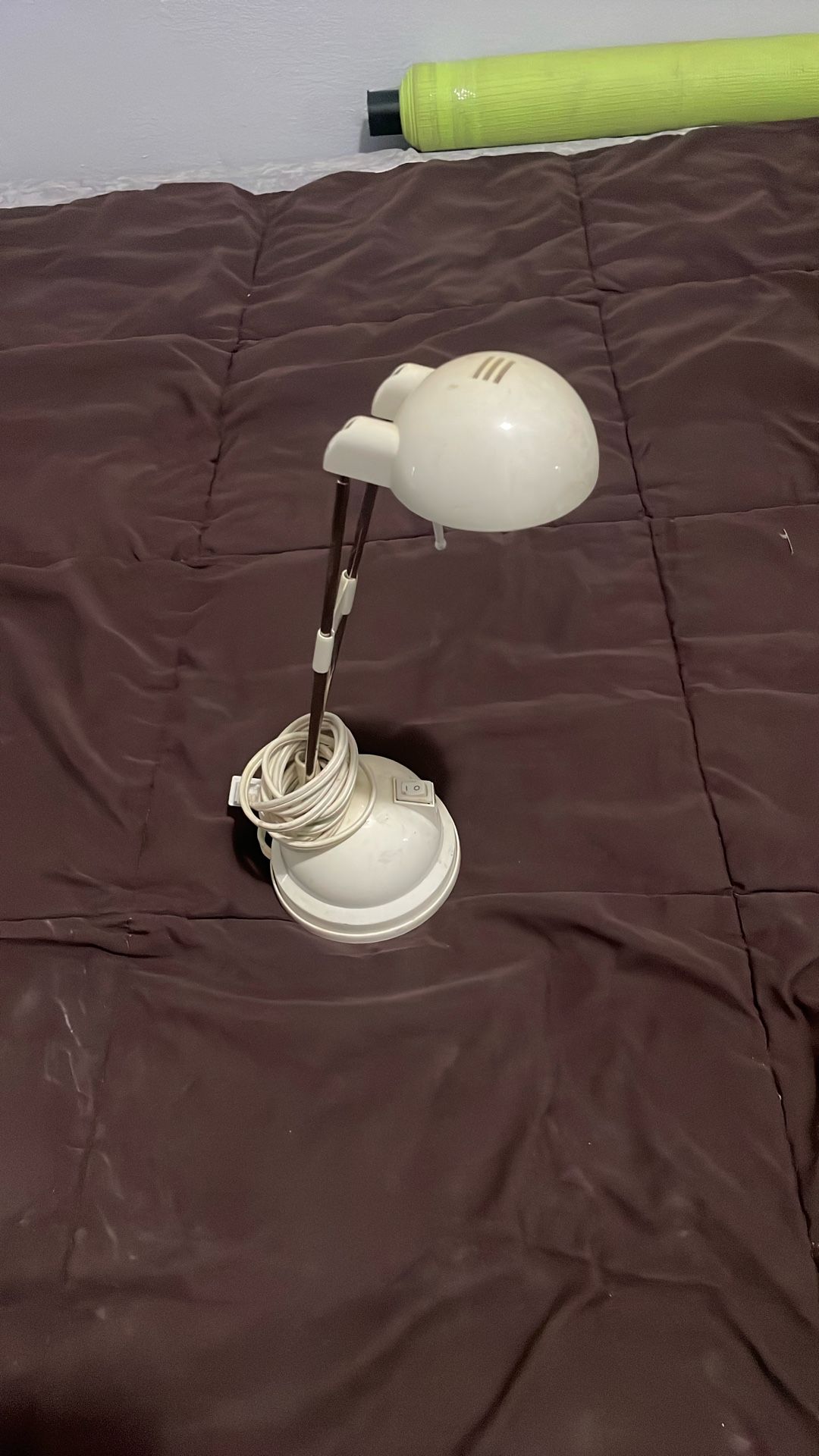 desk lamp