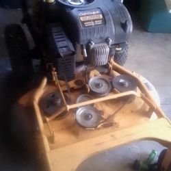 Cub Cadet Cc 800 Lawn Mower