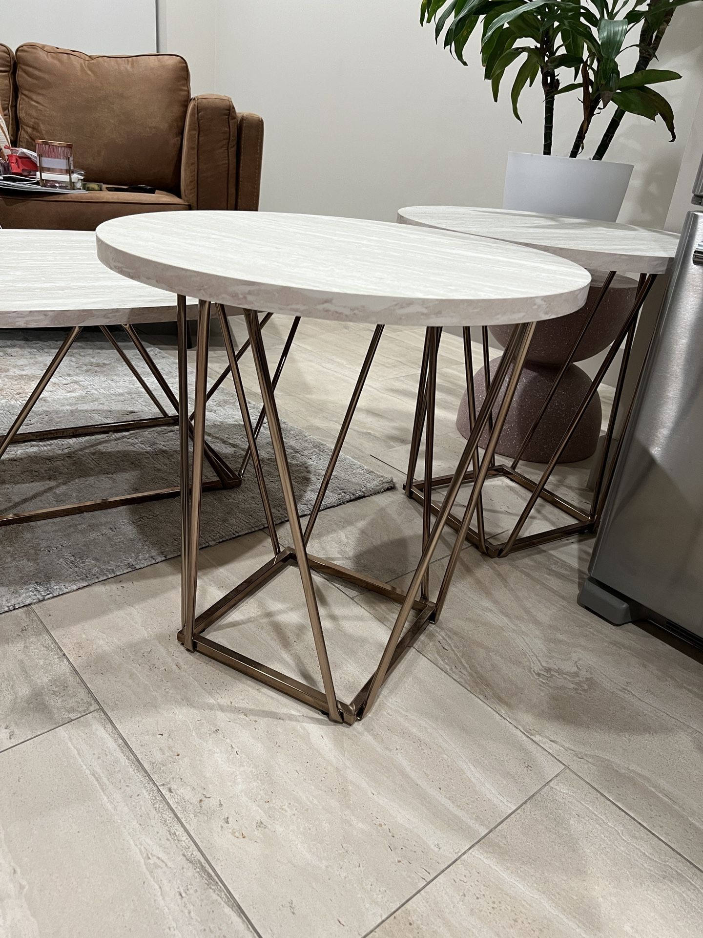 Faux marble table set