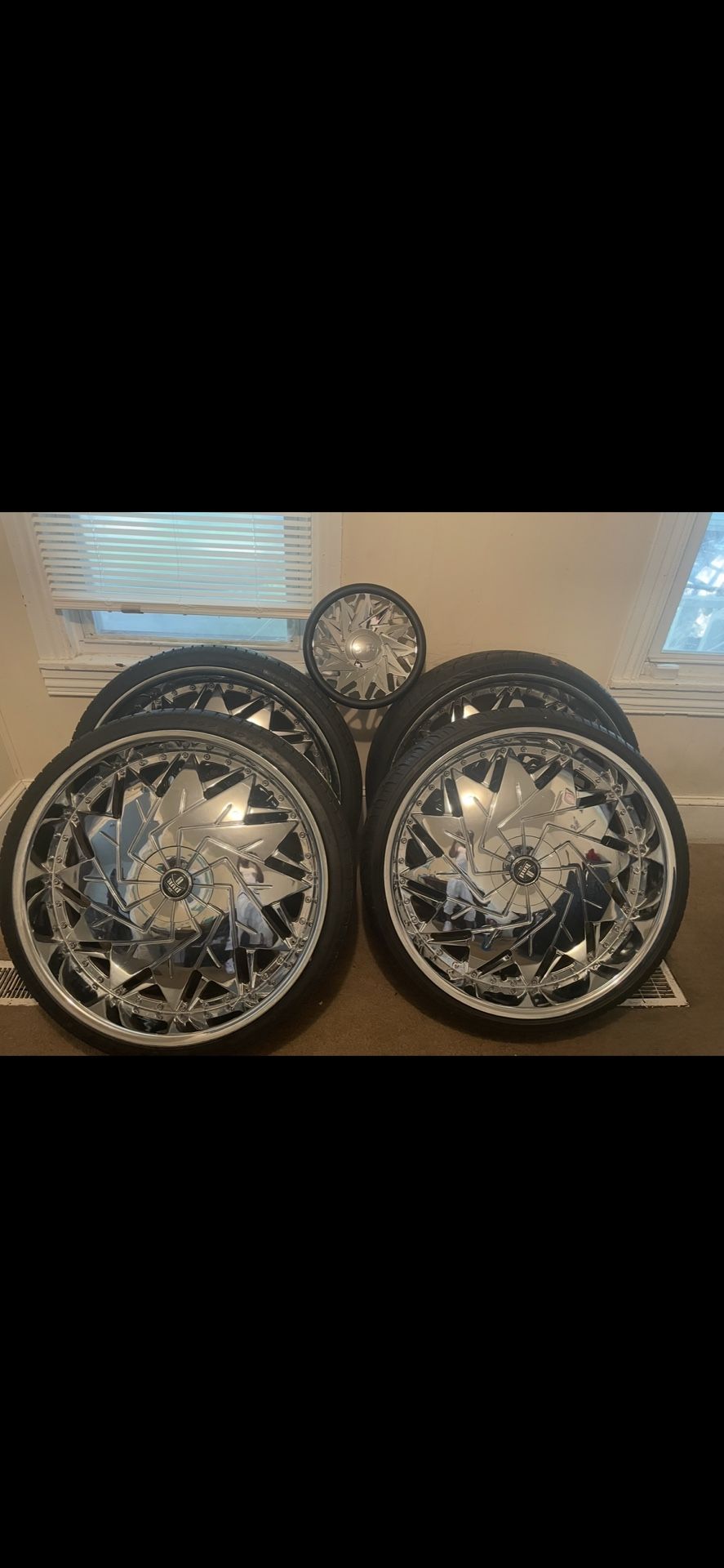 26s With Steering Wheel  Dub Dazr 