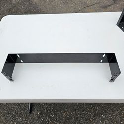 Hinged Wall-Mount Bracket for Patch Panel - 2U