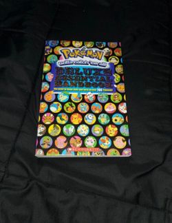 Pokémon Deluxe Essential Handbook: The Need-to-Know Stats and Facts on Over 700 Pokémon
