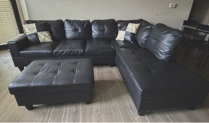 🛋️ Gorgeous Black Sectional Sofa + Ottoman