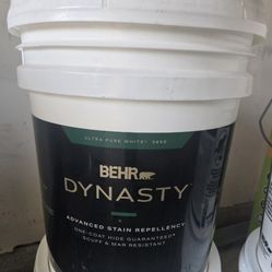 5 Gallon Behr Dynasty Ultra Pure White Paint Semi Gloss 