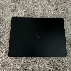 Surface Laptop 2 Bundle 