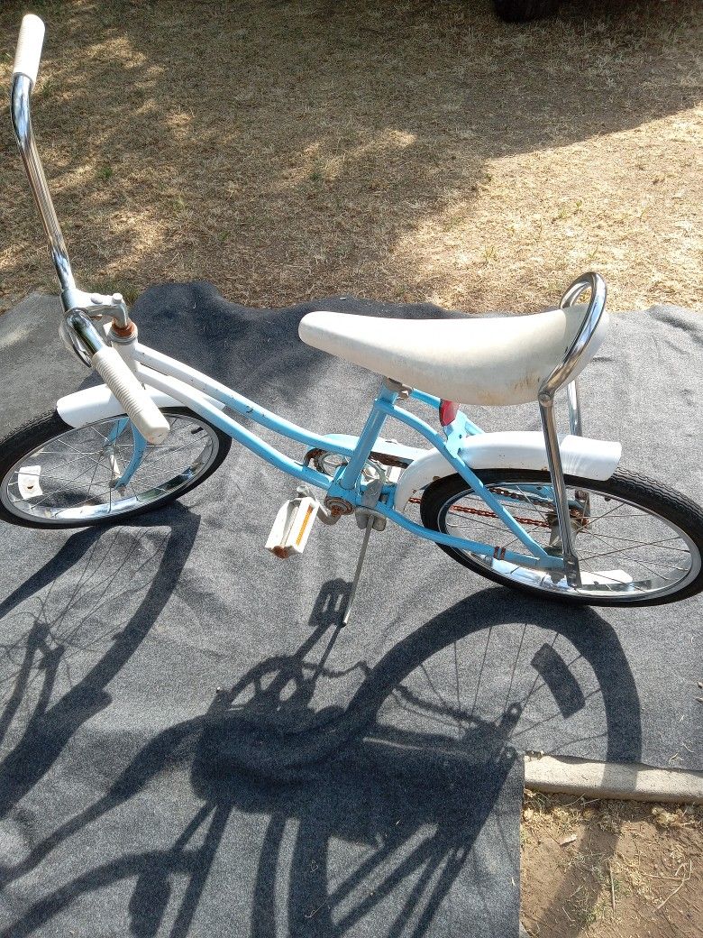 Vintage 1980s Sears Free Spirit 20 Banana Seat Bike for Sale in Reedley CA OfferUp