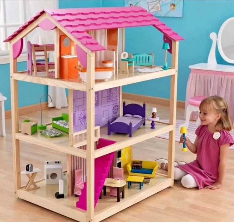 KidKraft Wood Dollhouse, New in Box