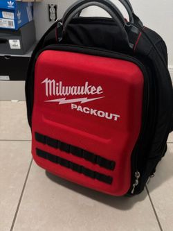 Milwaukee pack out backpack