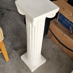 STATUE HOLDER, 30 INCH TALL