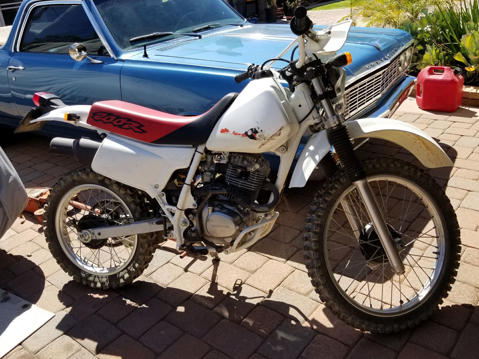 98 Honda dirt bike 200r