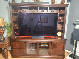 Ashley Northshore Entertainment Center