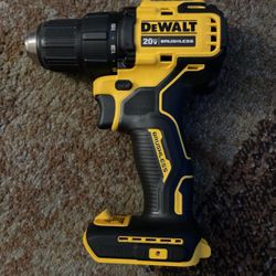 Atomic 20v Dewalt Drill/driver