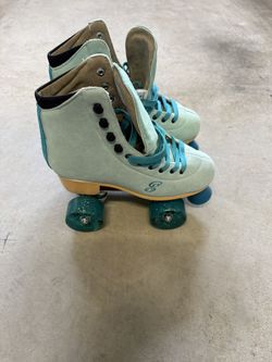 Candi GRL Quad Roller Skates Size 8