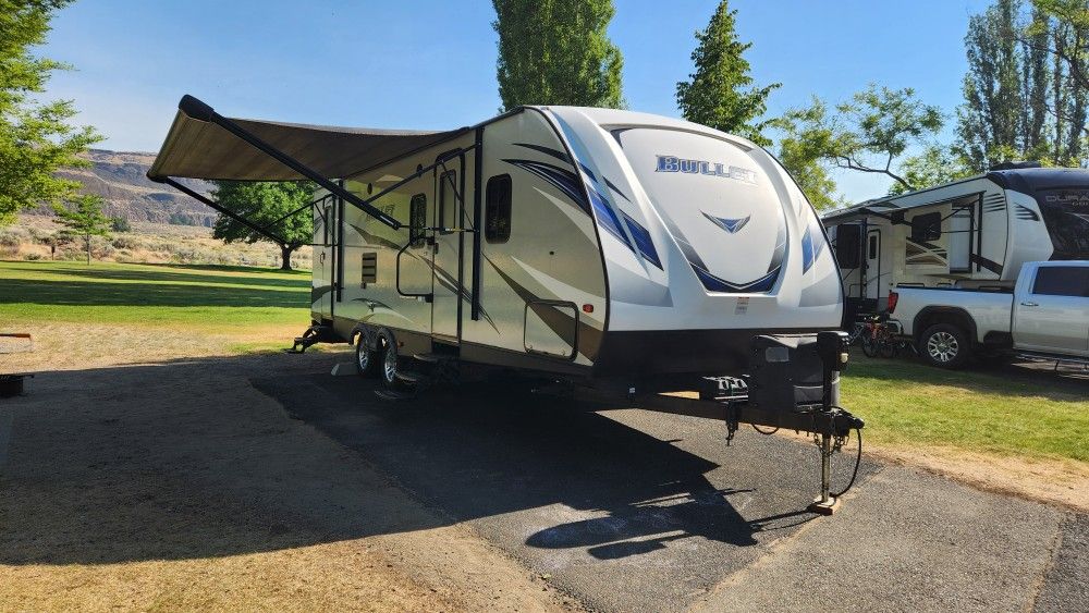 2019 Keystone Bullet Ultra Lite