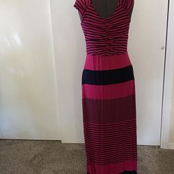 Spense Sleeveless Maxi Dress