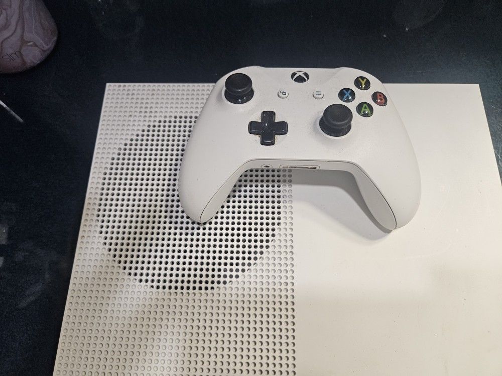 Xbox 1 S FOR SALE