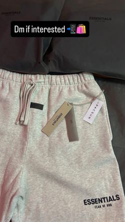 Light oat essential shorts