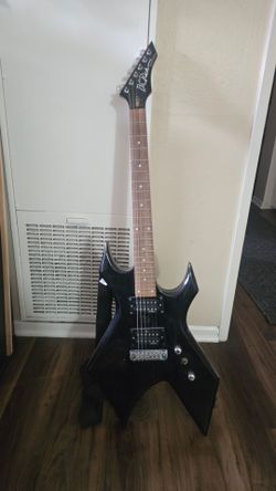 Electric Guitar B.C Rich Warlock