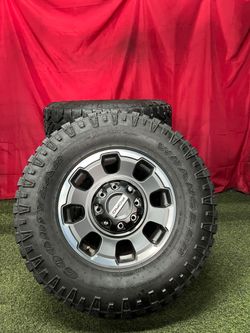 2025 Ford F-250 Tremor Super Duty 8 Lug 18 Inch OEM Wheels