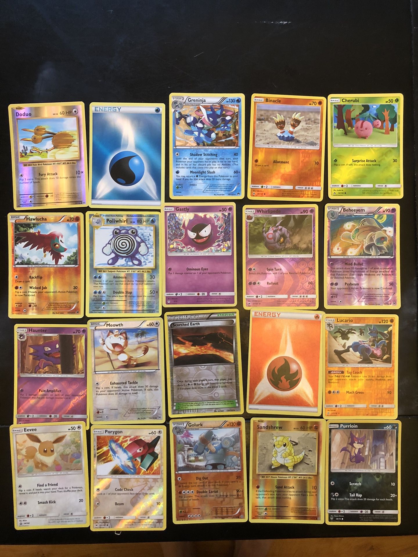 Lot of 240 POKÉMON 2013-2020 Holo Cards