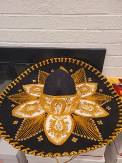 Mexican Hat/Sombrero