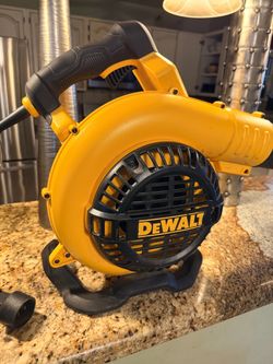 12 AMP 189 MPH 409 CFM Corded Electric Handheld Leaf Blower