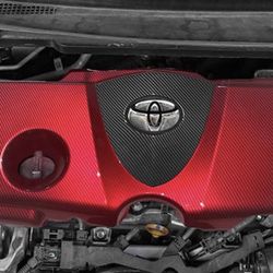Red Carbon Fiber Engine Top Cover Protector, Cubierta del Motor, Compatible with 2019 to 2024 Toyota Camry 2.5L /4CYL Model, Light-Weighted Engine Ove