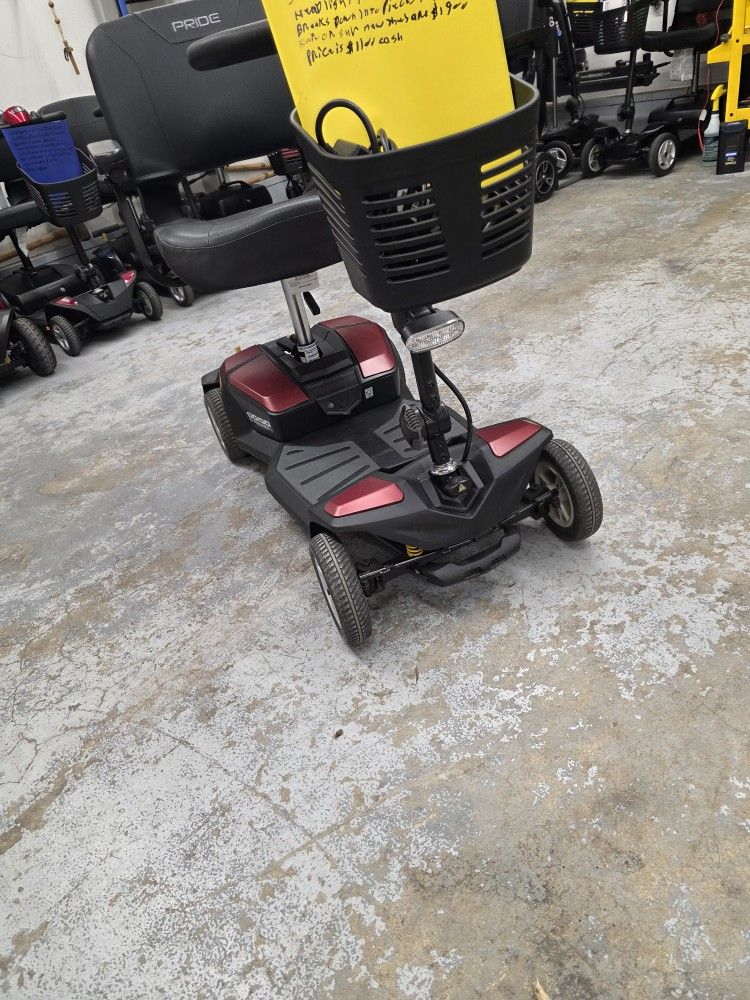 2023 Pride Jazzy Zero Turn 8 Mobility Scooter 