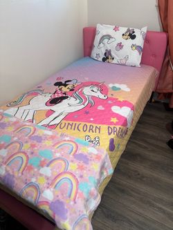 Small twin size bed for girls