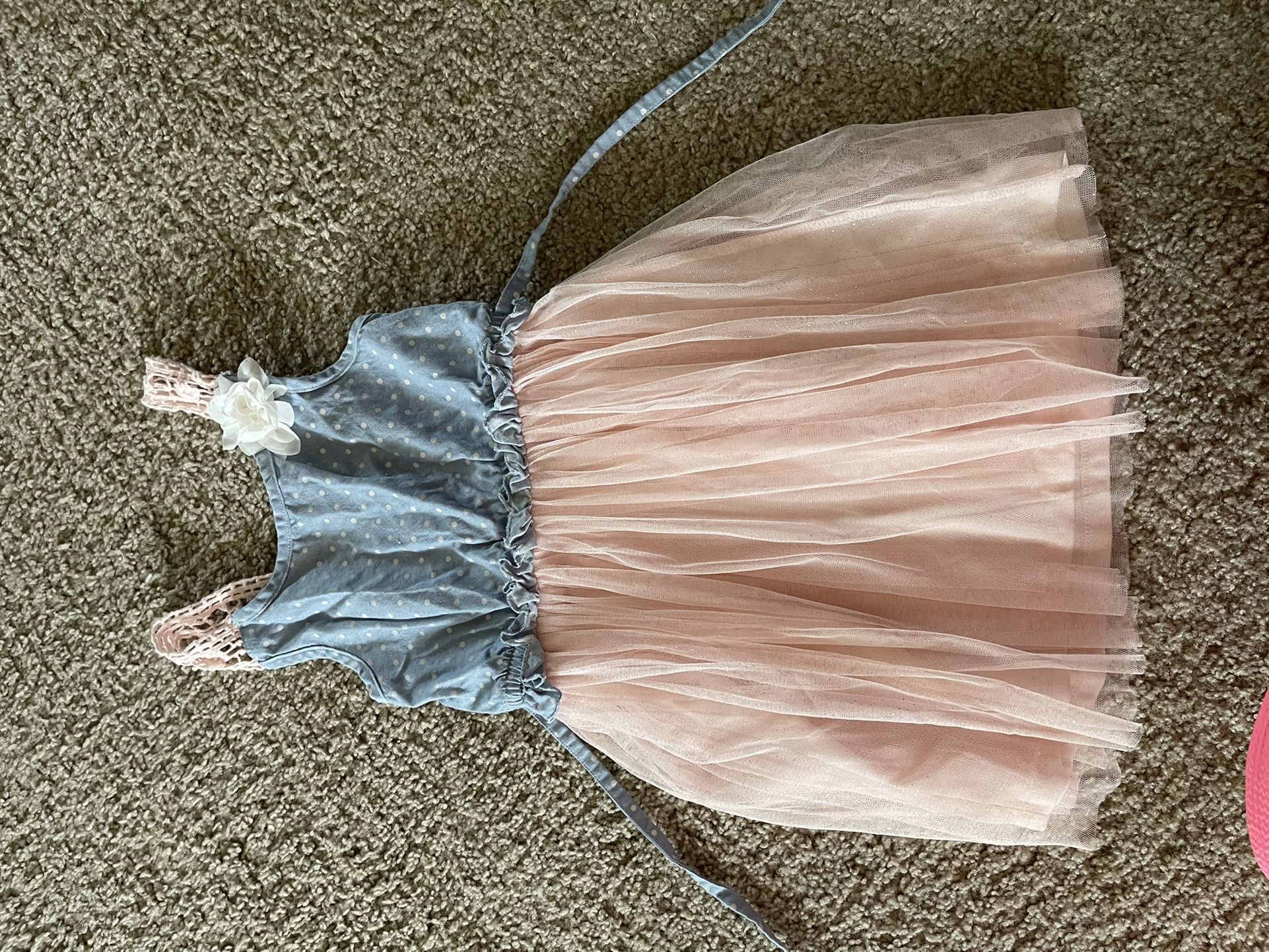 Girls Size 6 Dress
