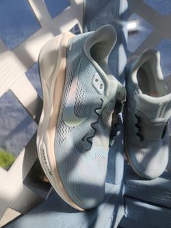 Nike Air Zoom Pegasus – Women’s Size 7 – Like New