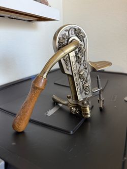 Vintage Rogar Estate Counter Mount Table Top Corkscrew Wine Bottle Opener Bar